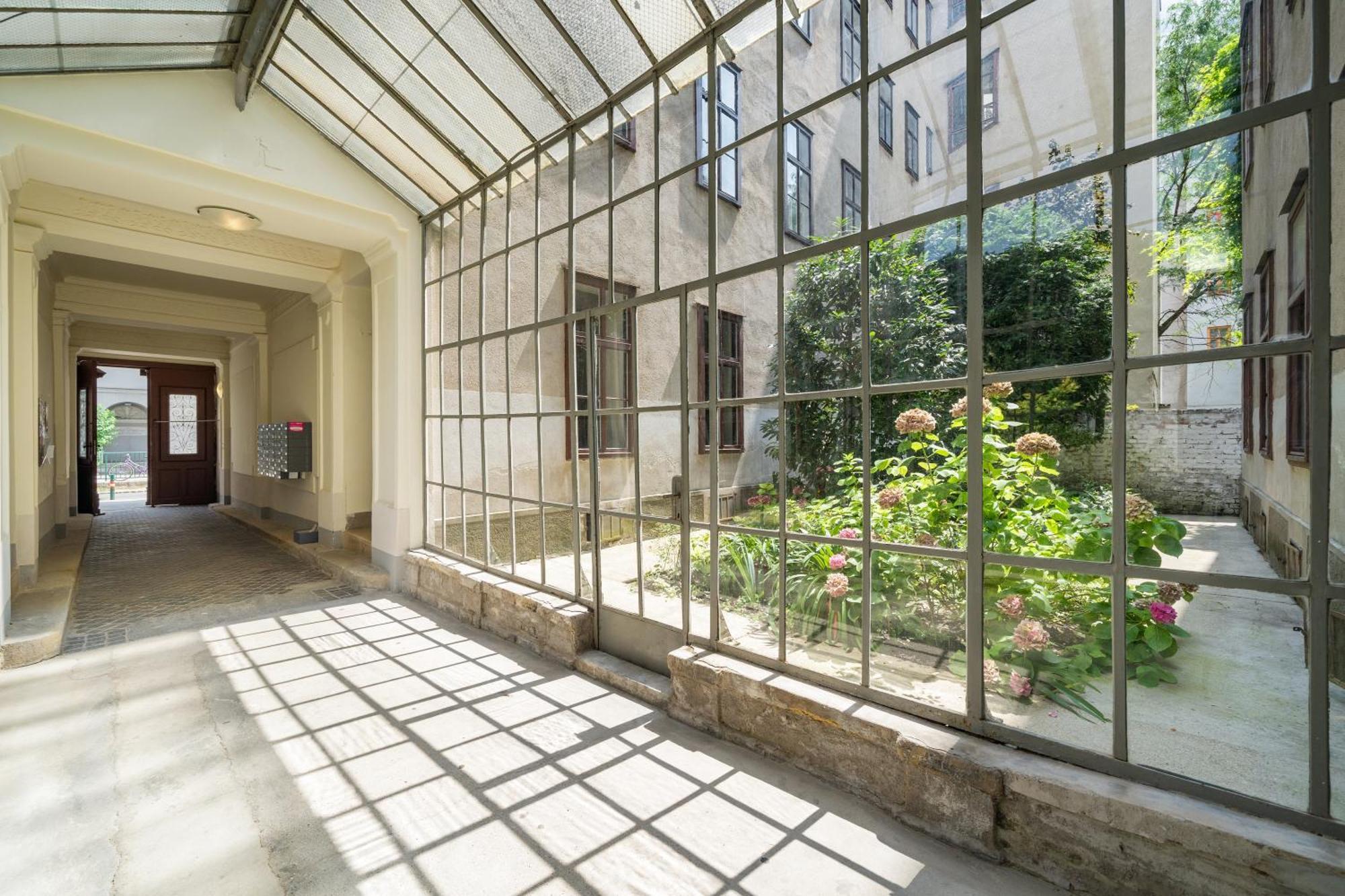 Apartment Studio Danube Chanel Wien